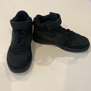Little kid Nike All black high top sneakers size 13C